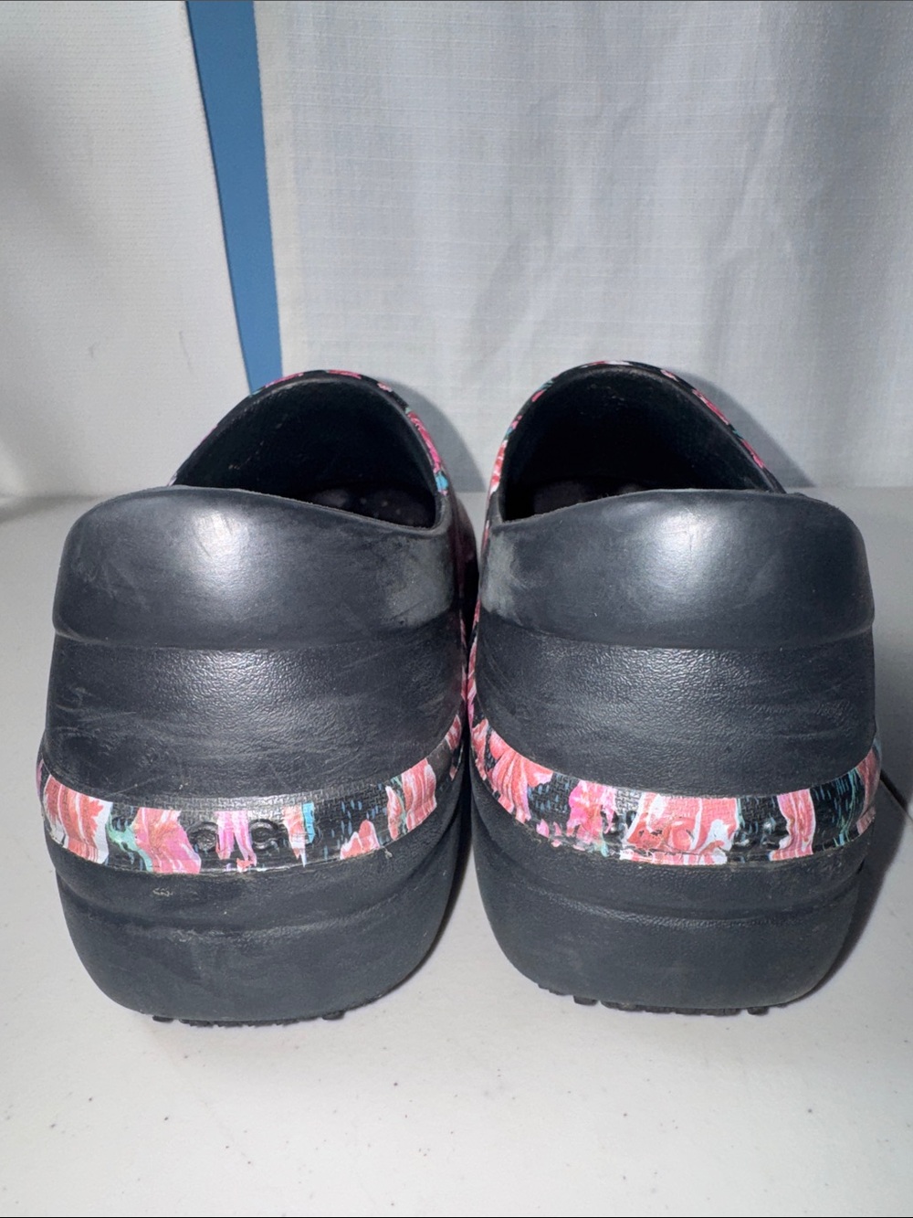 CROCS Women's Neria Pro II Clogs floral print dual comfort footbeds Size 9W - Picture 8 of 10